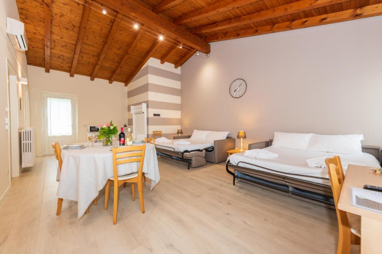 Bertoletta Village Apartments Peschiera del Garda Eksteriør bilde