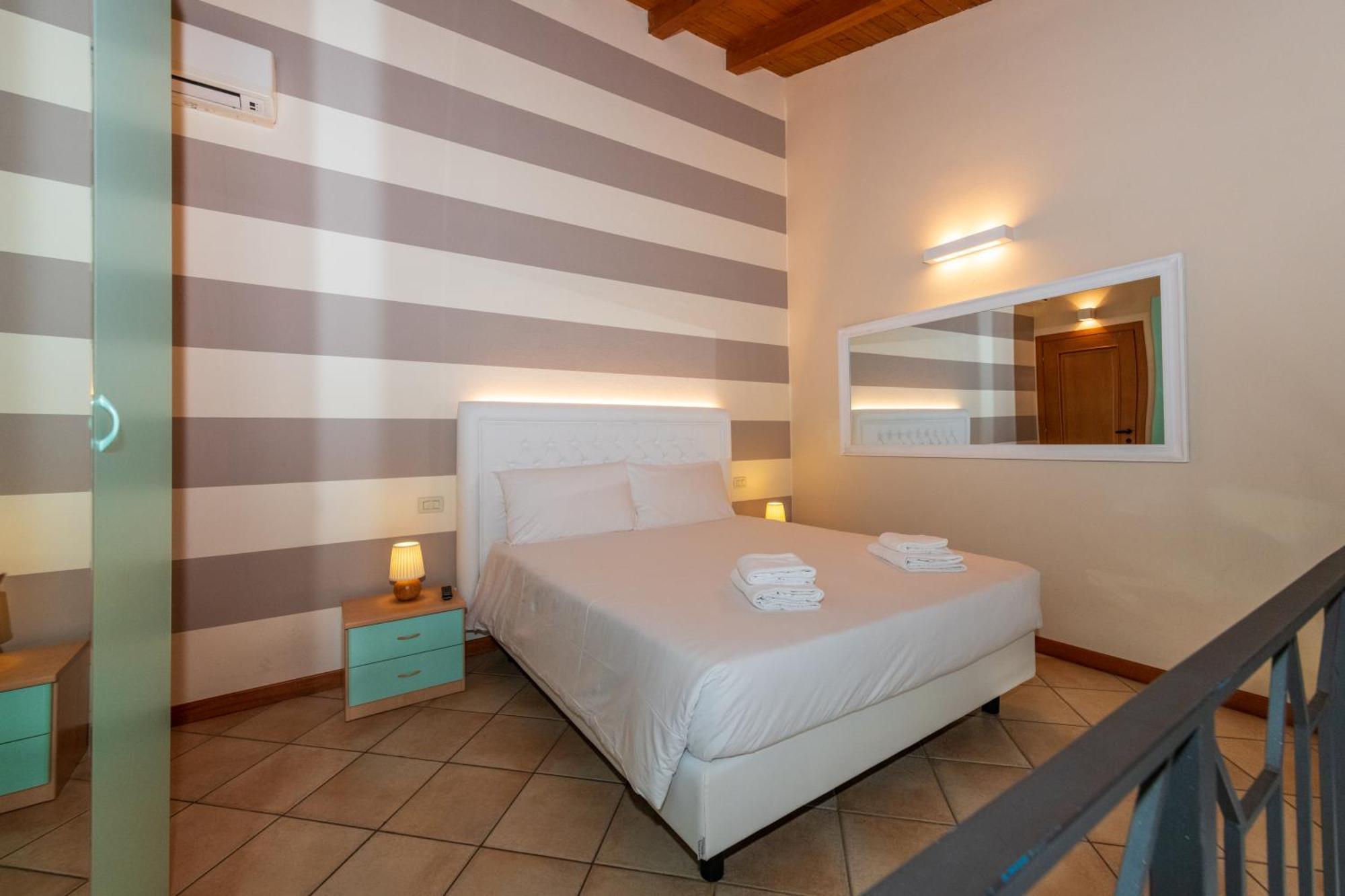 Bertoletta Village Apartments Peschiera del Garda Eksteriør bilde